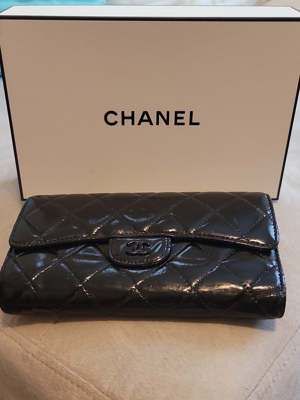 CHANEL Black Quilted Patent Leather Wallet with CC Clasp